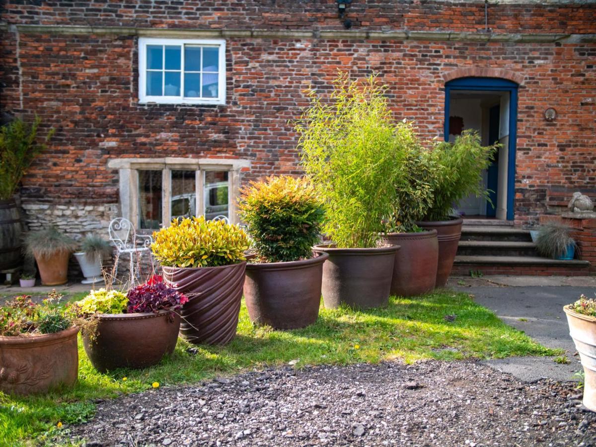 Sawcliffe Manor Country House With Spa, Free Parking, Catering, Self Checkin, Farmstay スカンソープ エクステリア 写真